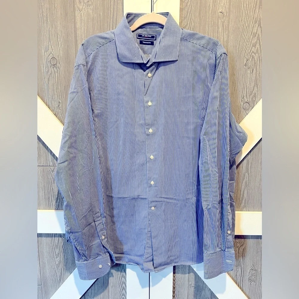 122. J.W. Brown Tailored Fit Button Down Dress Shirt XXL/45/46